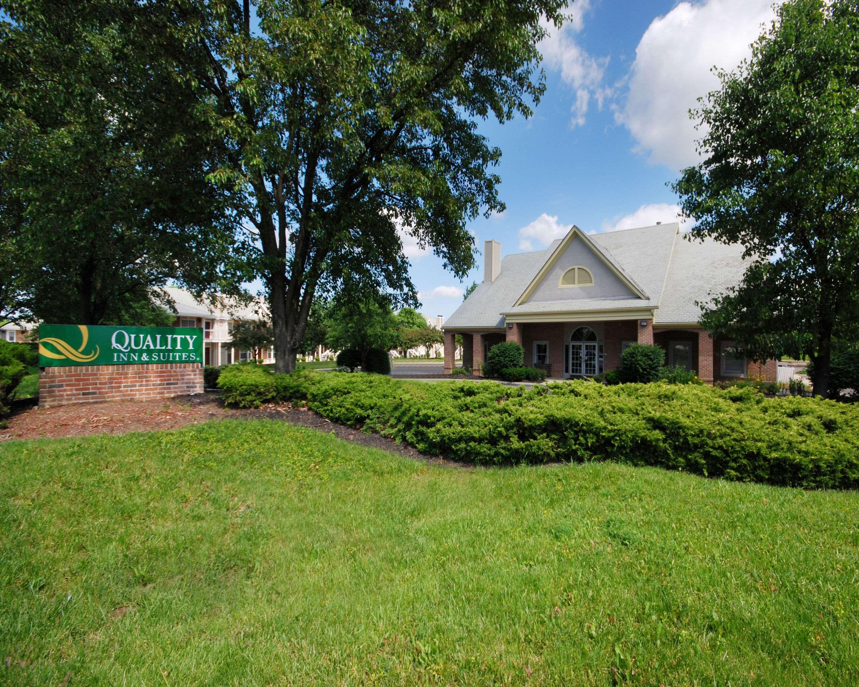 Quality Inn & Suites Dublin Dış mekan fotoğraf